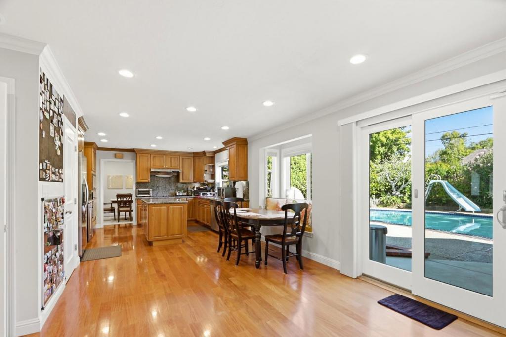 20234 Edinburgh Drive Property Photo 14