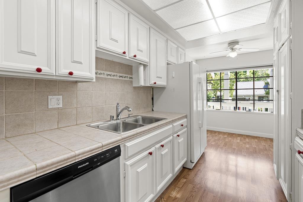 5347 Cribari Dell Property Photo 6