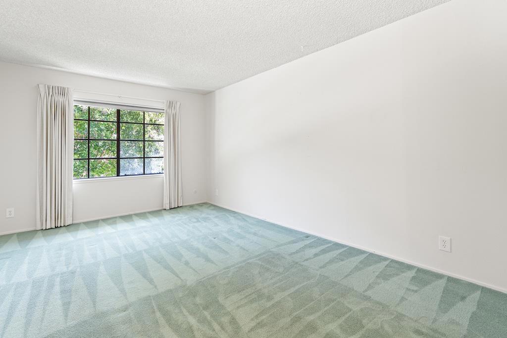5347 Cribari Dell Property Photo 25