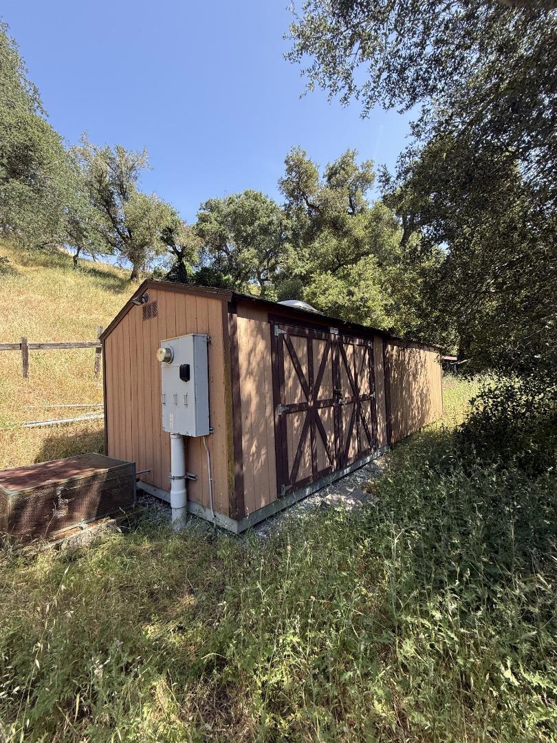 10900 Watsonville Road Property Photo 1