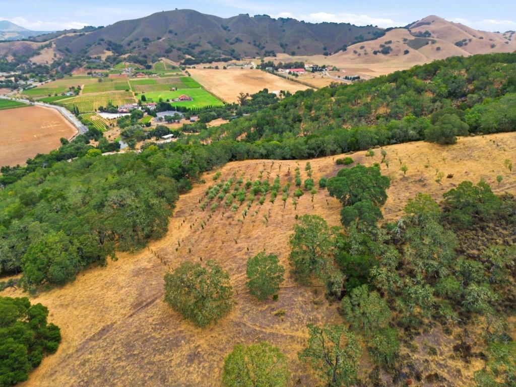 10900 Watsonville Road Property Photo 15