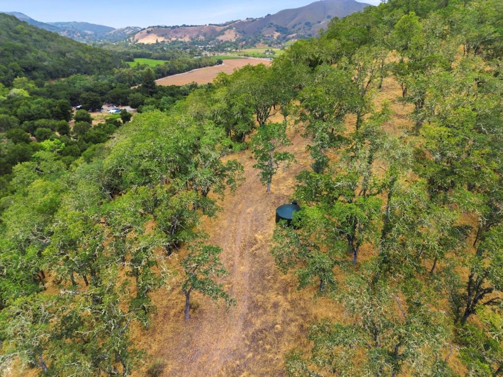 10900 Watsonville Road Property Photo 17