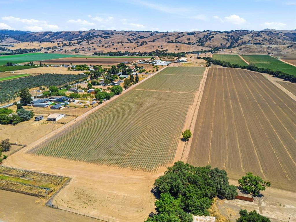 3065 Pacheco Pass Highway Property Photo 78