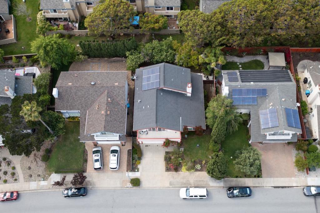 60 Beach Park Boulevard Property Photo 7