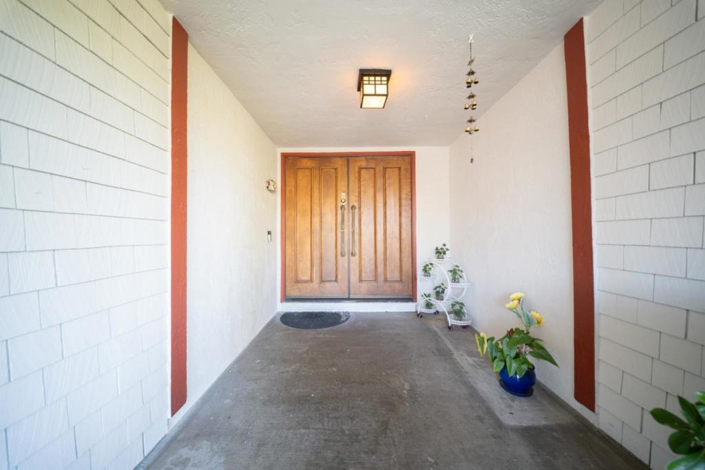 60 Beach Park Boulevard Property Photo 13