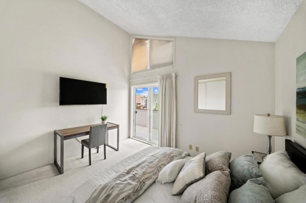 60 Beach Park Boulevard Property Photo 34