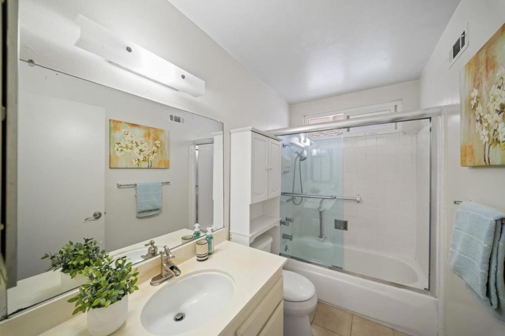 60 Beach Park Boulevard Property Photo 40