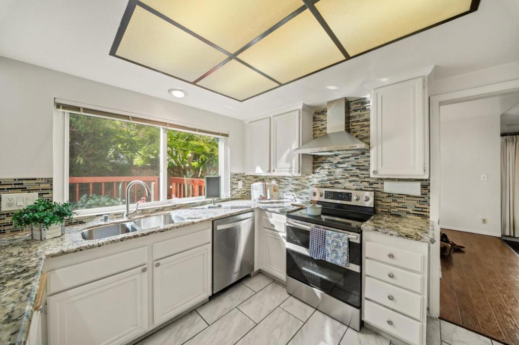 60 Beach Park Boulevard Property Photo 62