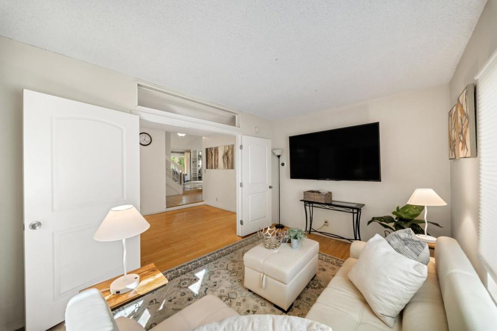 60 Beach Park Boulevard Property Photo 65