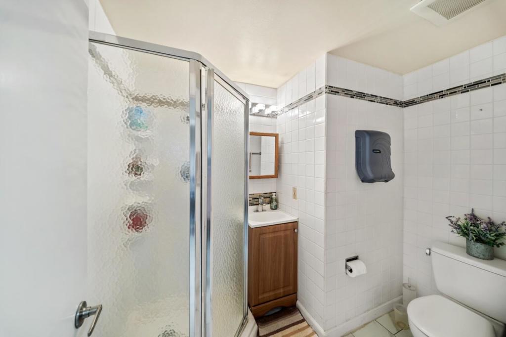60 Beach Park Boulevard Property Photo 68