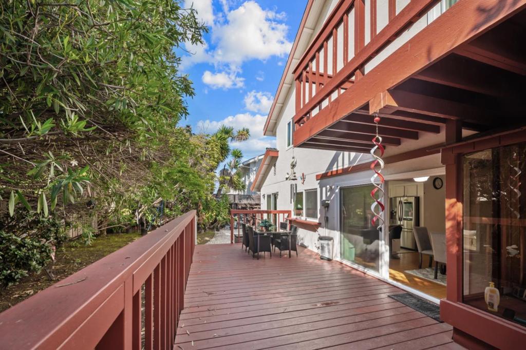 60 Beach Park Boulevard Property Photo 70