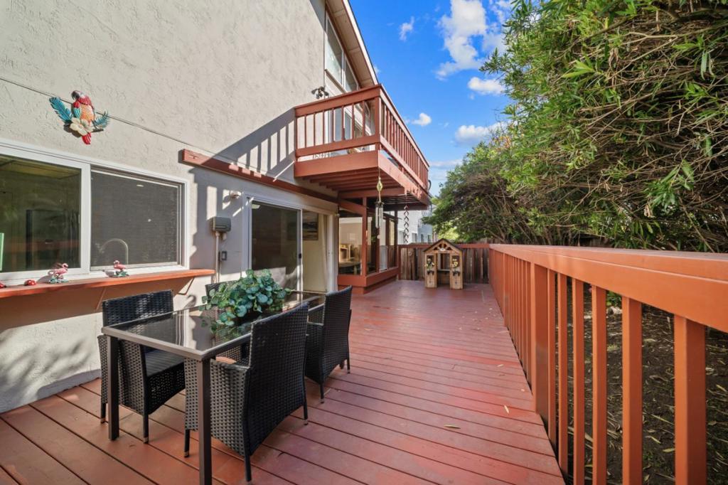 60 Beach Park Boulevard Property Photo 76