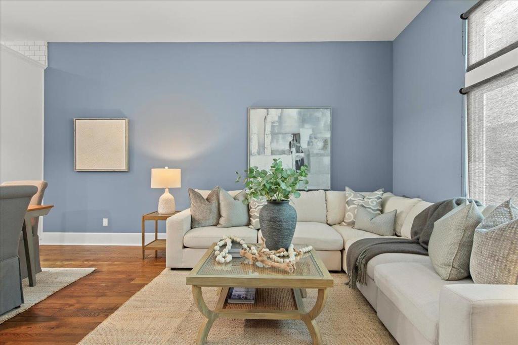 608 Allerton Loop Property Photo 9