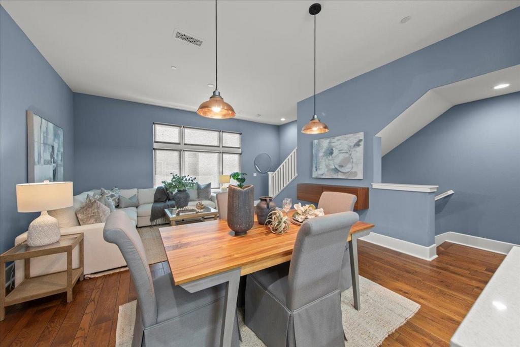 608 Allerton Loop Property Photo 19