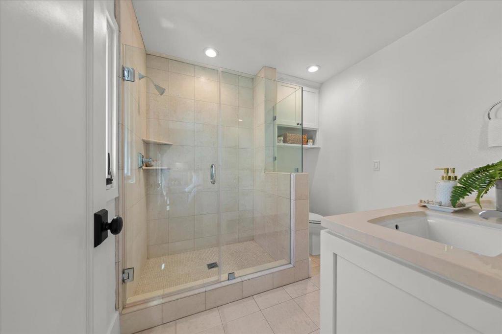 608 Allerton Loop Property Photo 29