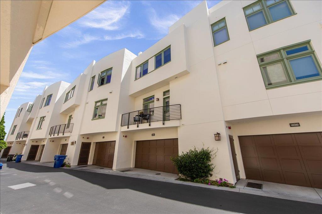 608 Allerton Loop Property Photo 37