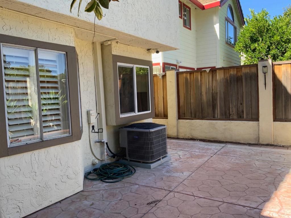 3374 Brook Leaf Court Property Photo 18