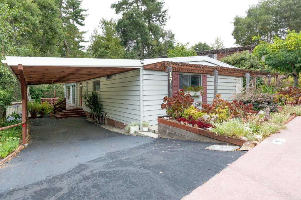 552 Bean Creek Road 17 Property Photo 1