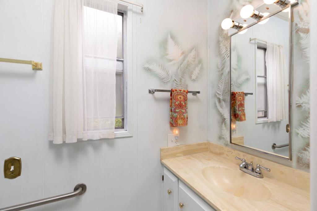 552 Bean Creek Road 17 Property Photo 16