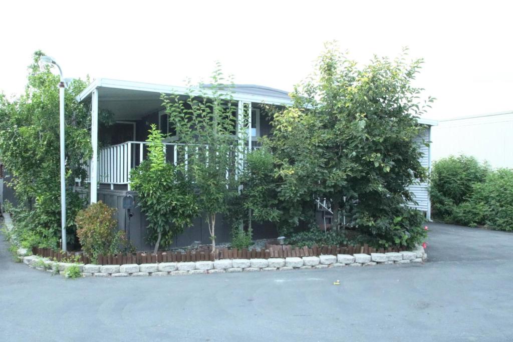 60 Wilson Way 31 Property Photo 1