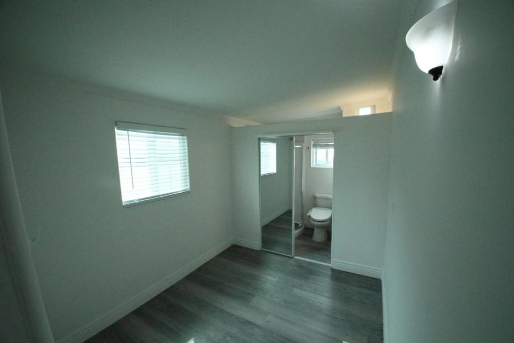 60 Wilson Way 31 Property Photo 9