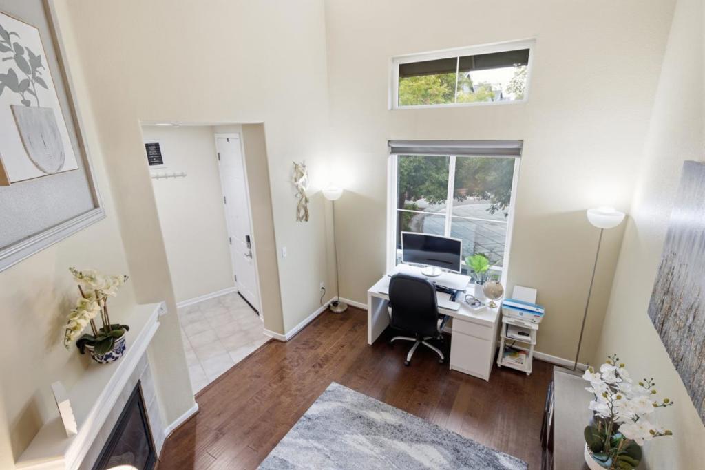22859 Charing Street Property Photo 8