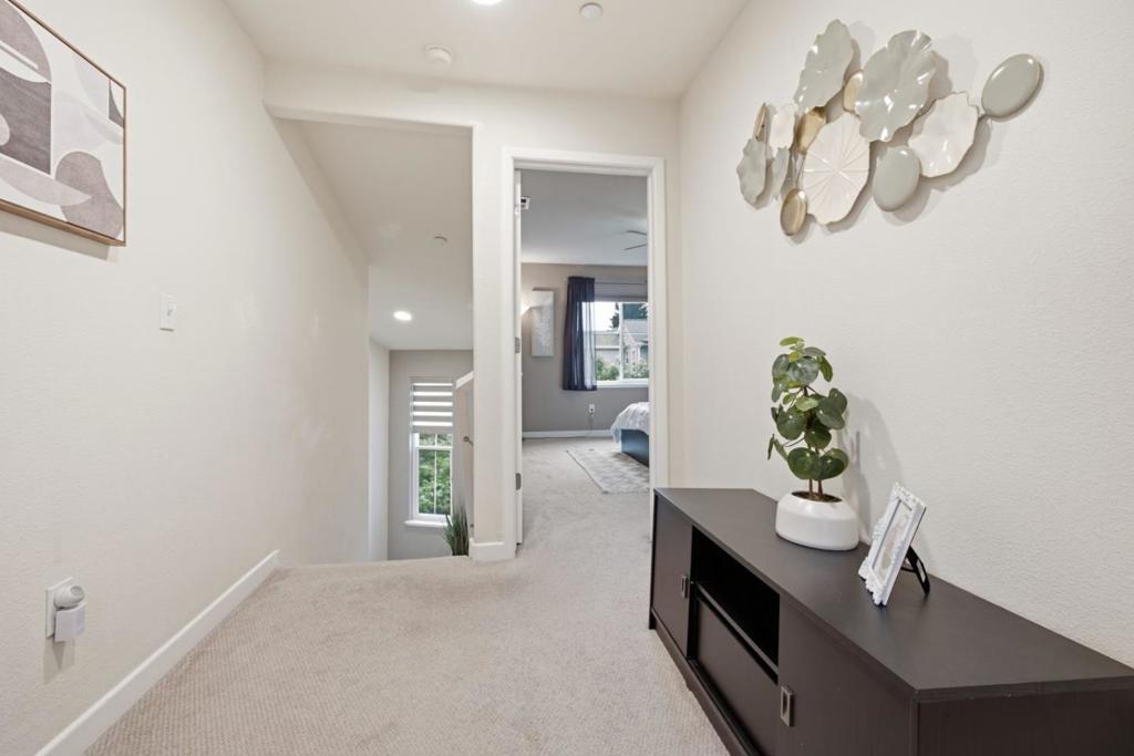 22859 Charing Street Property Photo 17