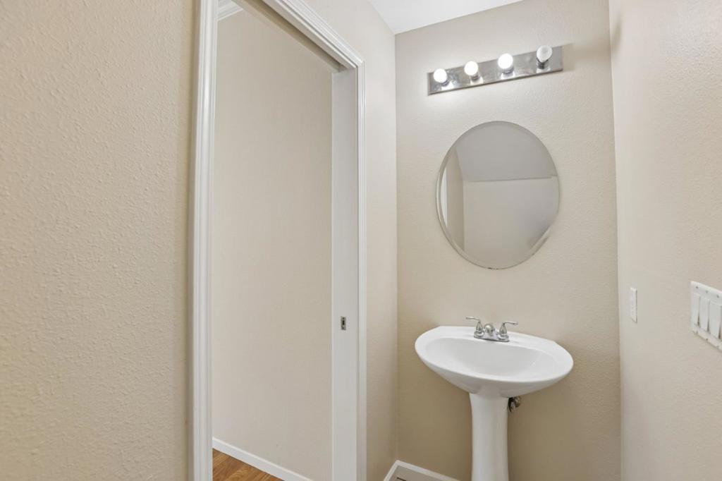 1065 Las Padres Terrace Property Photo 15