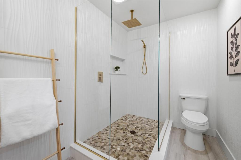 4100 Arbutus Court Property Photo 31