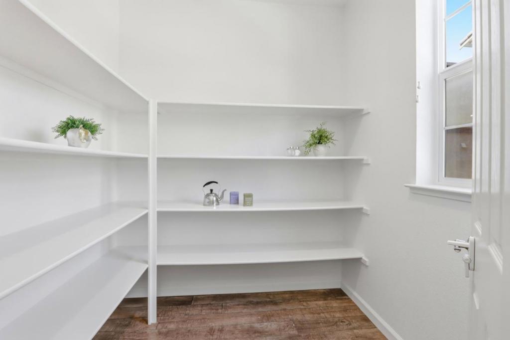 57 Regency Place Property Photo 9