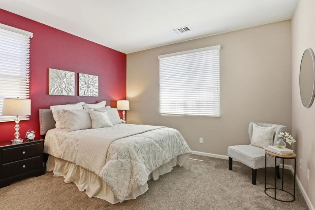 57 Regency Place Property Photo 13