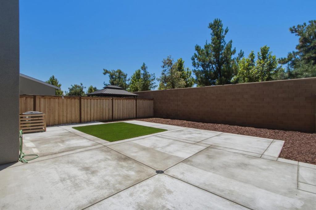 5955 Markham Drive Property Photo 31