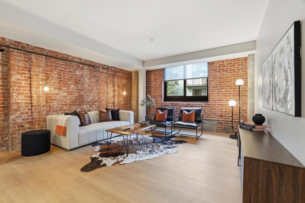 88 Bush Street 1101 Property Photo 3