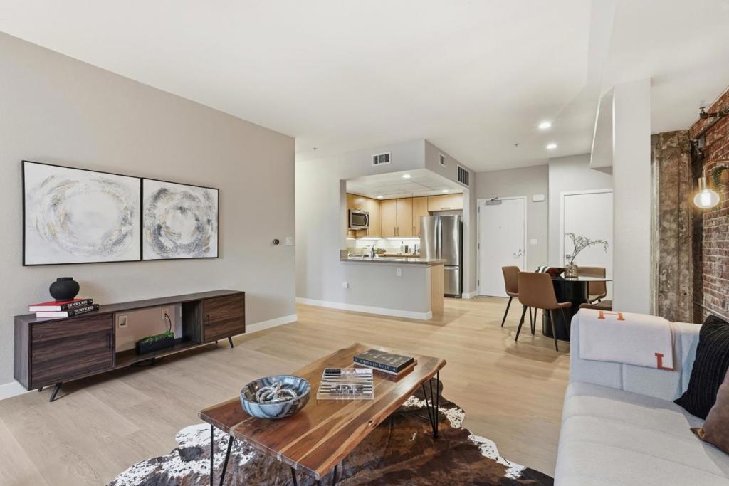 88 Bush Street 1101 Property Photo 6