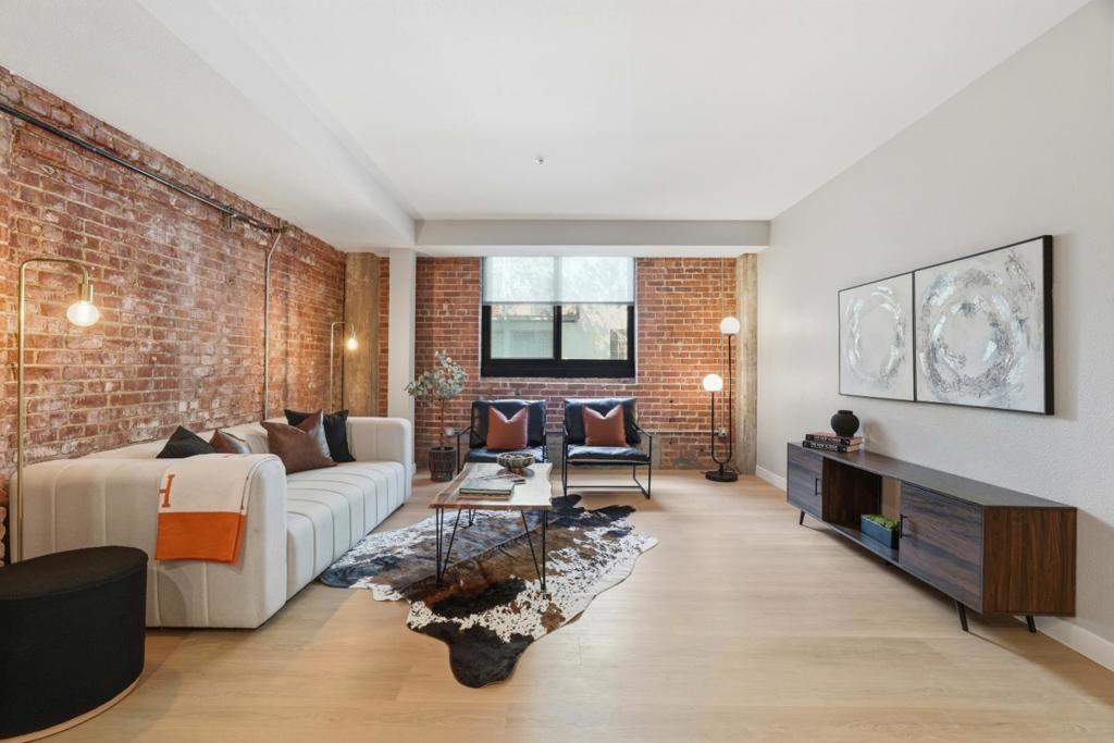 88 Bush Street 1101 Property Photo 10