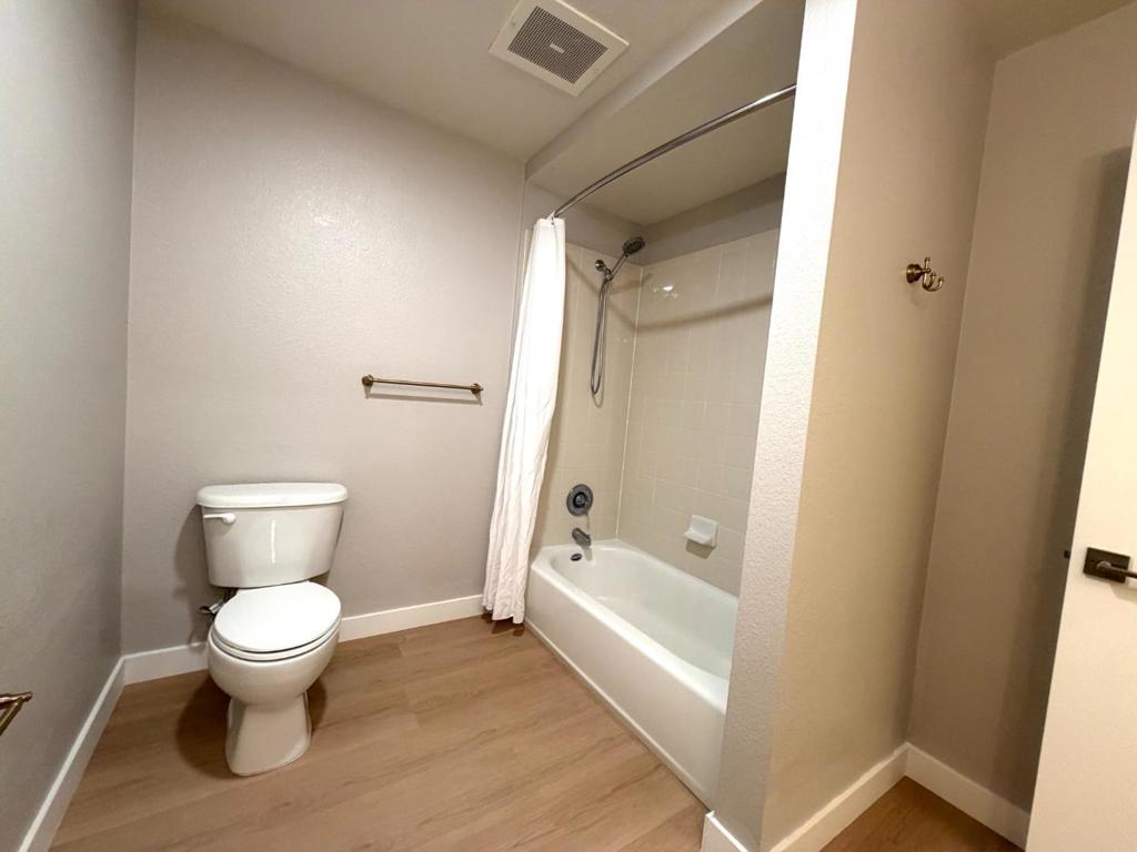 88 Bush Street 1101 Property Photo 27