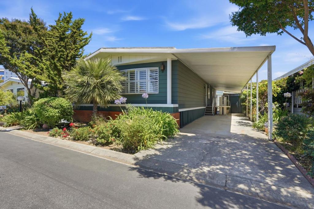 83 Quail Hollow Drive 83 Property Photo 2