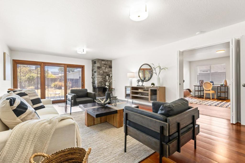 1292 Birch Street Property Photo 37