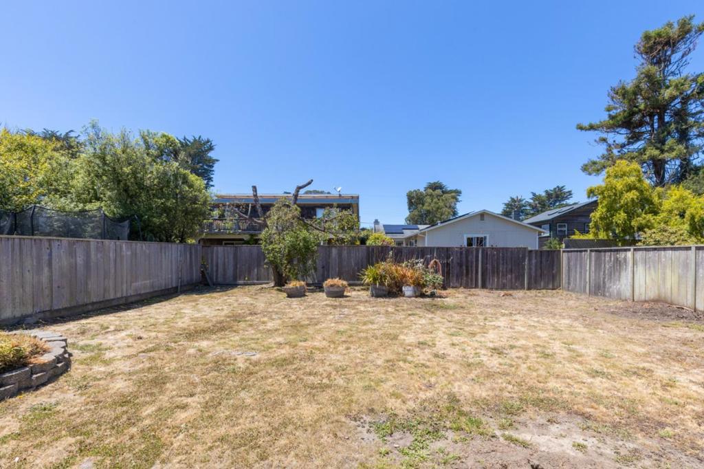 1292 Birch Street Property Photo 40