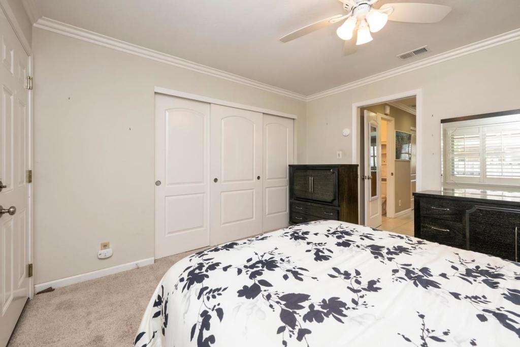 1536 Day Avenue F Property Photo 12