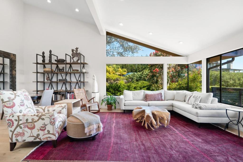 21 Kite Hill Road Property Photo 6