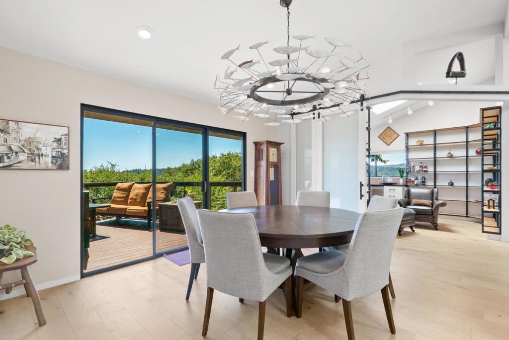 21 Kite Hill Road Property Photo 19