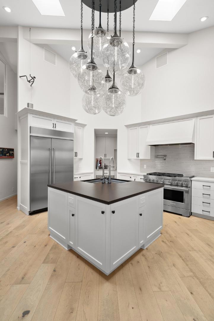 21 Kite Hill Road Property Photo 68