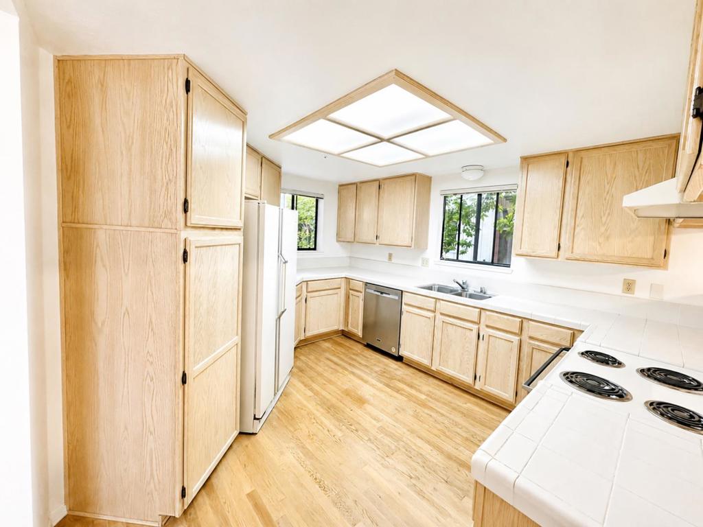 317 Village Creek Road Property Photo 4