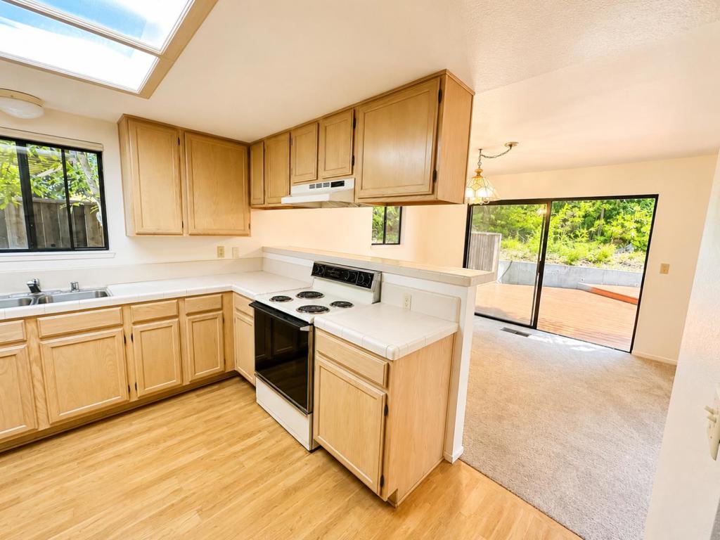 317 Village Creek Road Property Photo 5