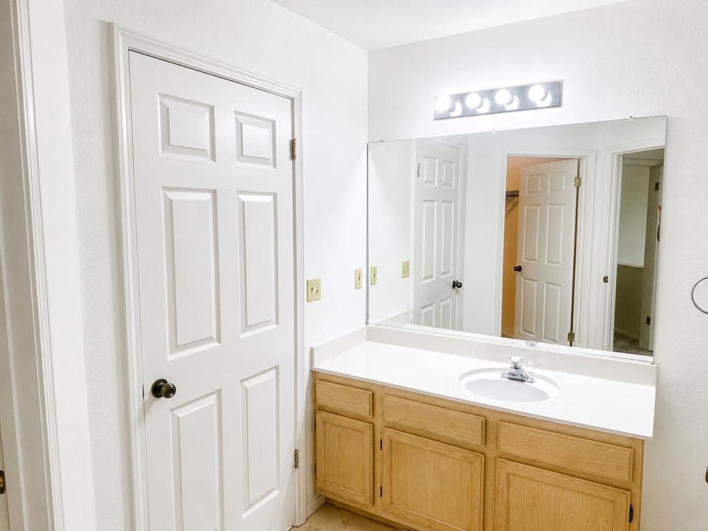 317 Village Creek Road Property Photo 6