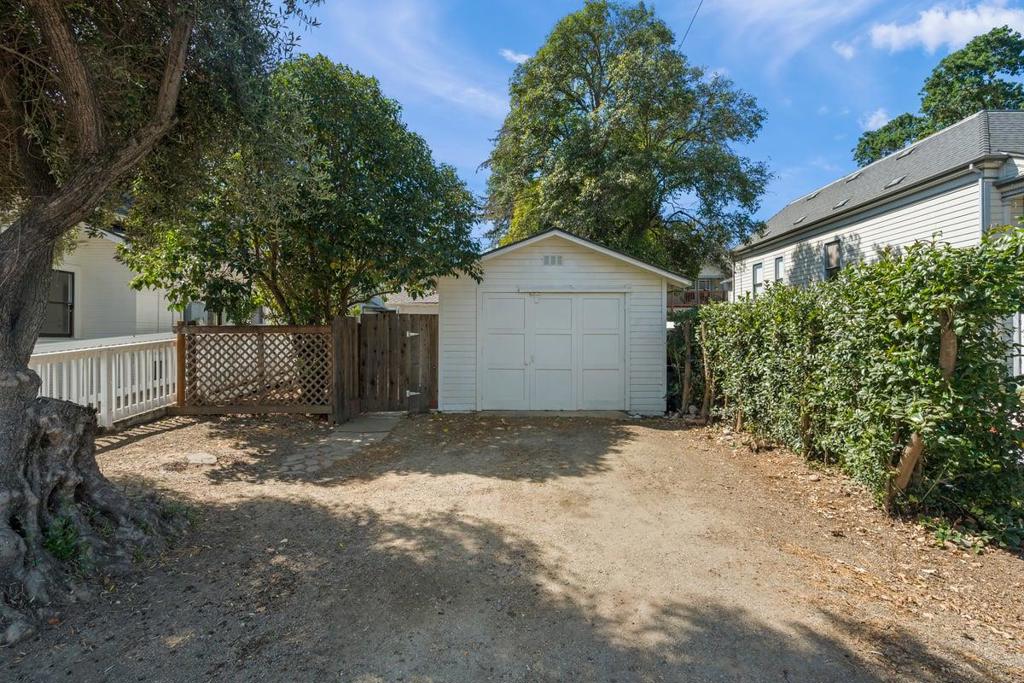 111 5th Street Property Photo 29