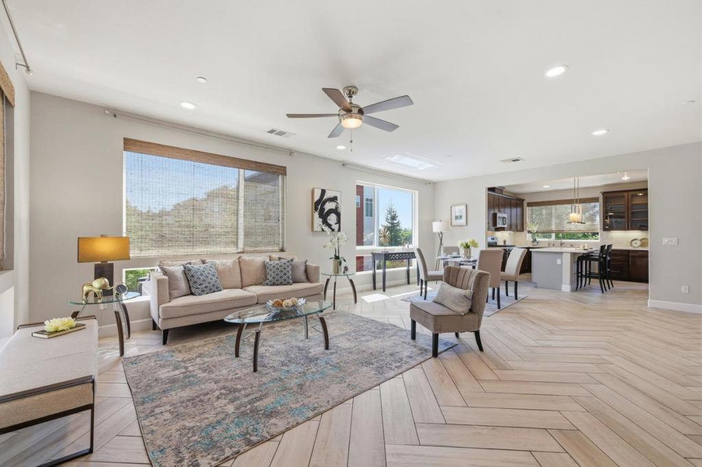 502 Ellicott Loop Property Photo 1