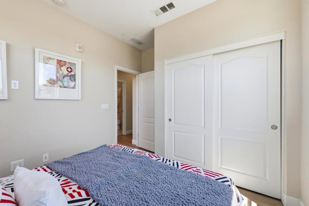 502 Ellicott Loop Property Photo 18