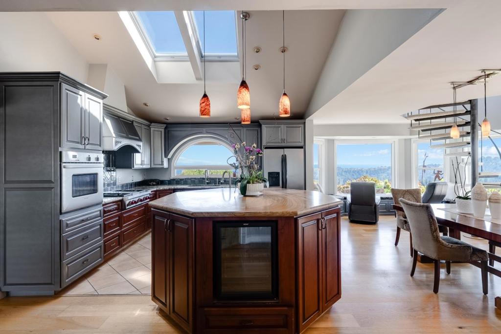 16 Kite Hill Road Property Photo 22